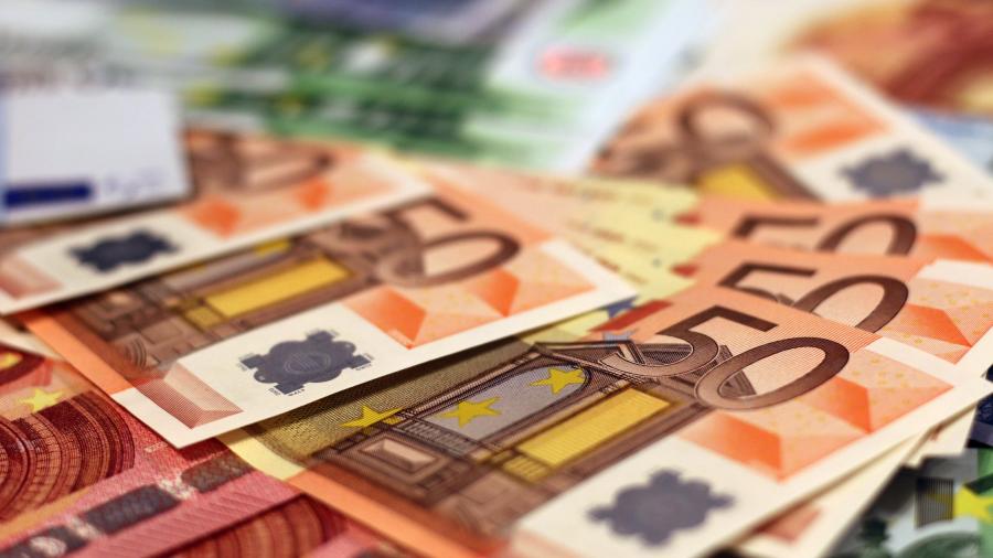 Terminating a banking relationship where money laundering is suspected
